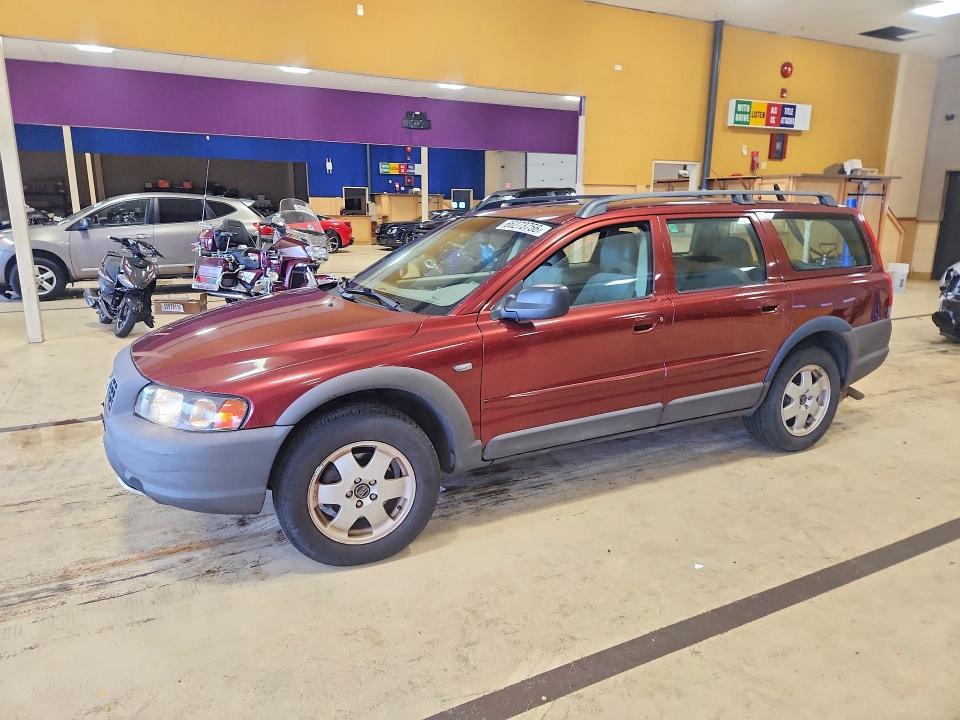2002 VOLVO V70