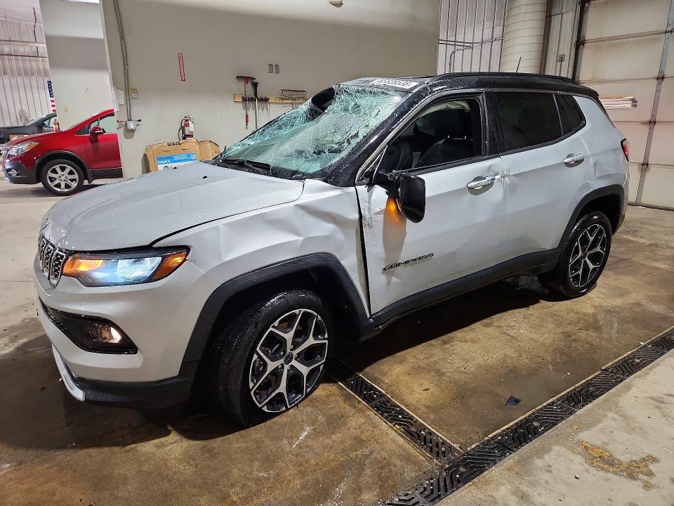 JEEP COMPASS 2025 with VIN 3C4NJDCN9ST505882 - Photo from auction