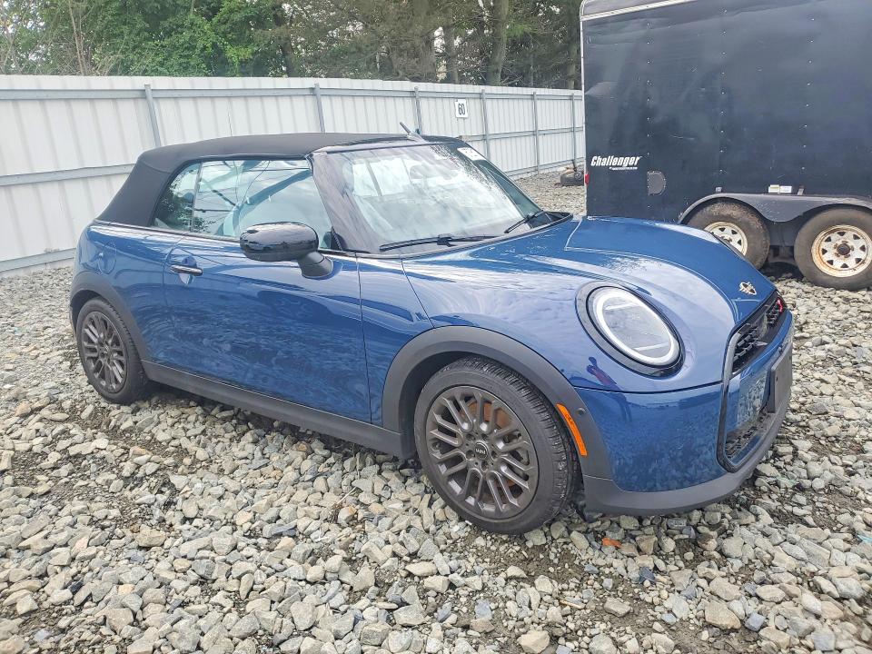 Photo 4 from auction – 2025 MINI COOPER with VIN WMW23GX01S2X52261