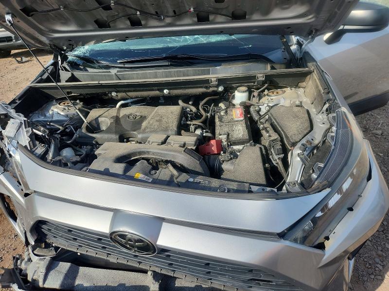 Photo 12 from auction – 2019 TOYOTA RAV4 with VIN 2T3F1RFV3KW051764