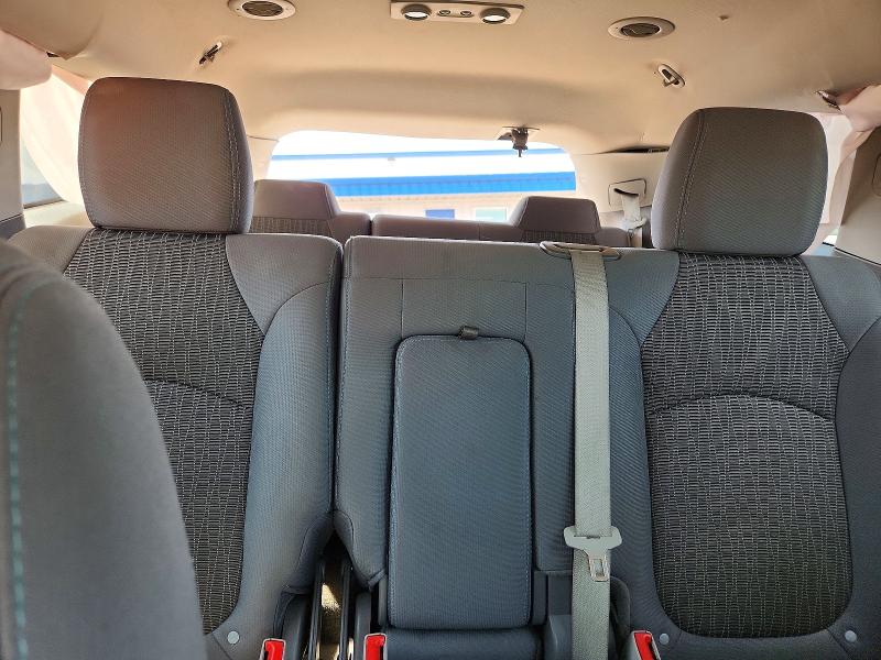 Photo 10 from auction – 2017 CHEVROLET TRAVERSE with VIN 1GNKRFKD2HJ276307