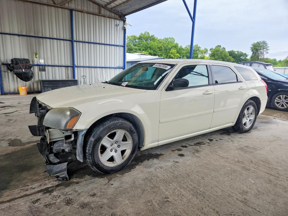 2005 DODGE MAGNUM