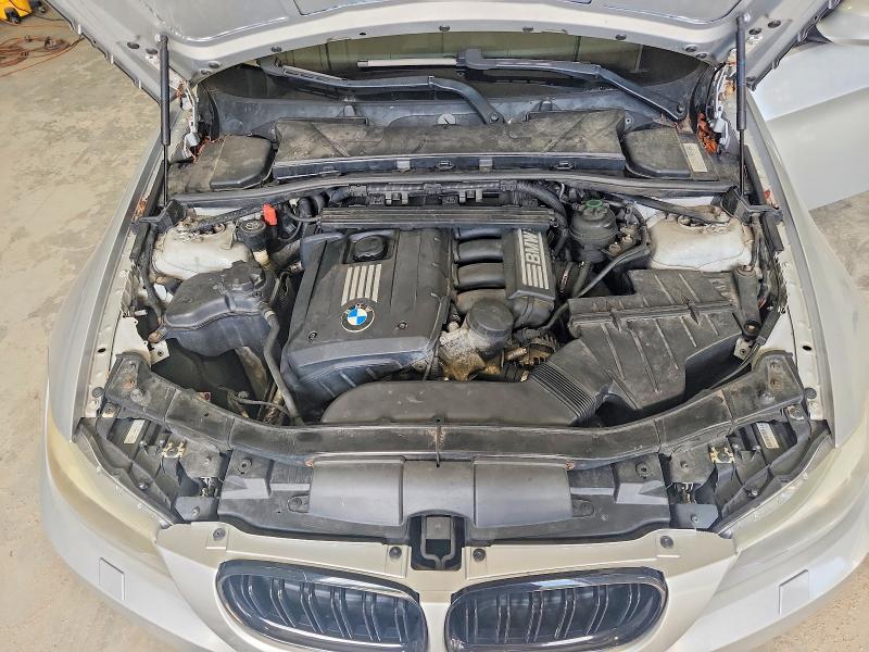Photo 11 from auction – 2009 BMW 328 with VIN WBAUU33529A539786