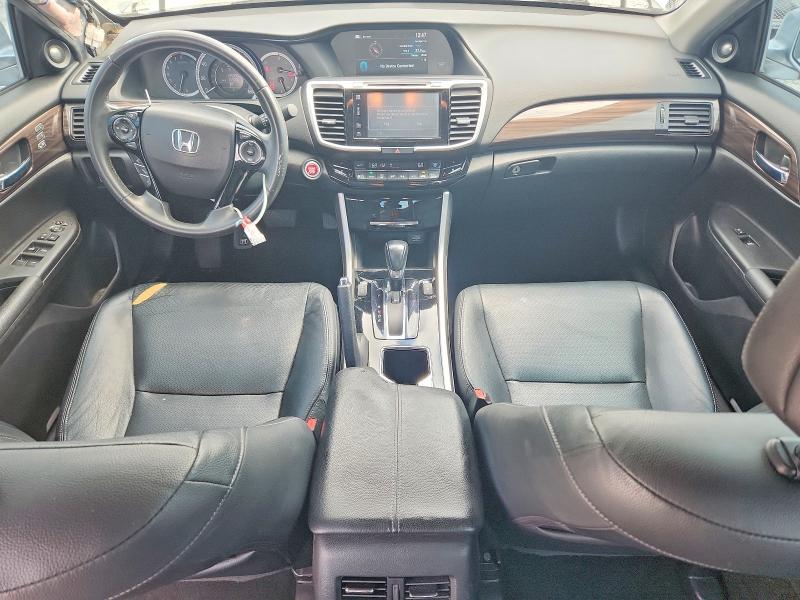 Photo 8 from auction – 2016 HONDA ACCORD with VIN 1HGCR3F82GA021102