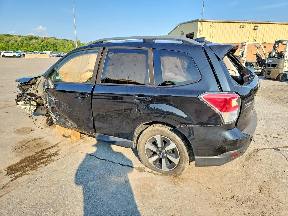 صورة رقم 2 من المزاد - 2017 SUBARU FORESTER مع VIN JF2SJAGC9HH553949