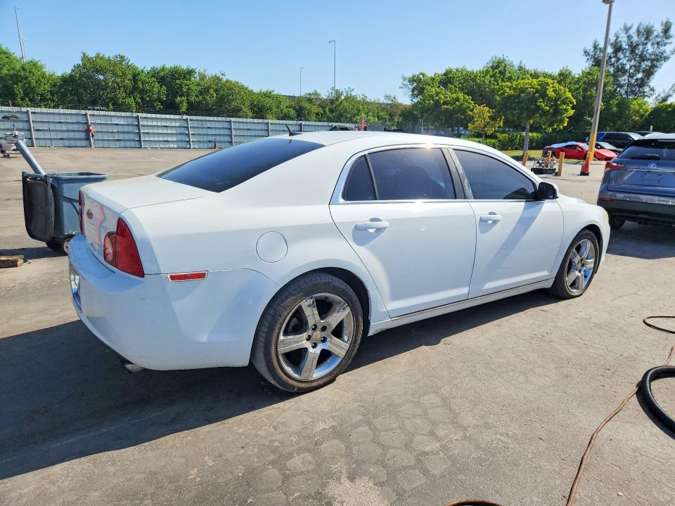 Photo 3 from auction – 2011 CHEVROLET MALIBU with VIN 1G1ZD5E79BF282372