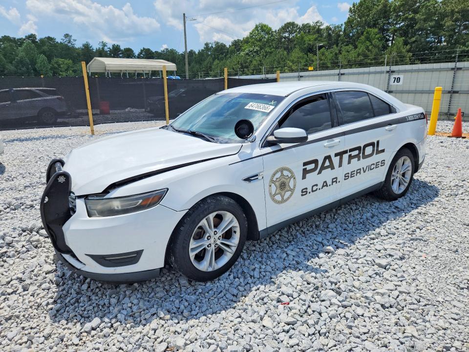 FORD TAURUS 2015 with VIN 1FAHP2E83FG106666 - Photo from auction