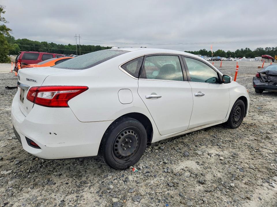 Photo 3 from auction – 2017 NISSAN SENTRA with VIN 3N1AB7AP7HY333125