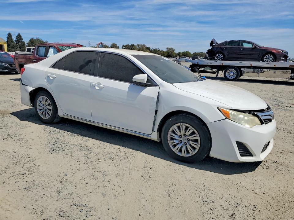 Photo 4 from auction – 2012 TOYOTA CAMRY with VIN 4T4BF1FK4CR210847