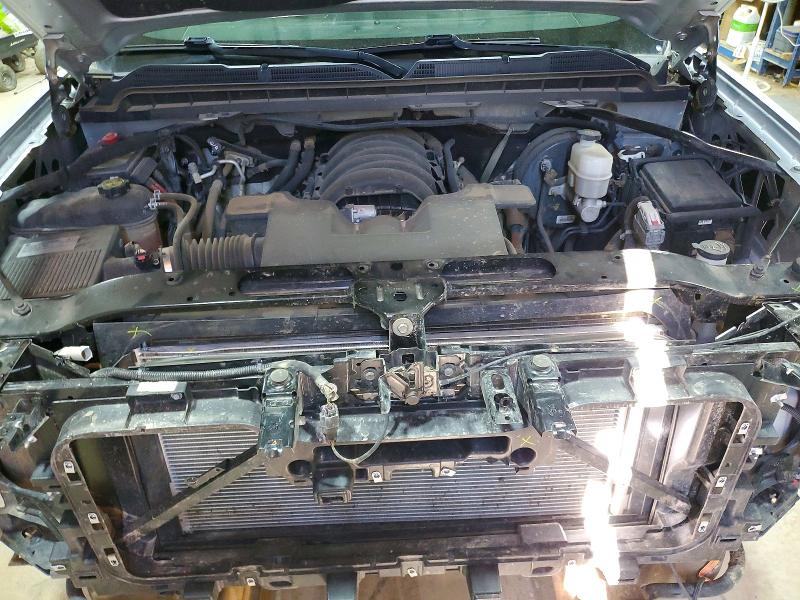 Photo 11 from auction – 2018 CHEVROLET SILVERADO with VIN 3GCUKREC2JG523942