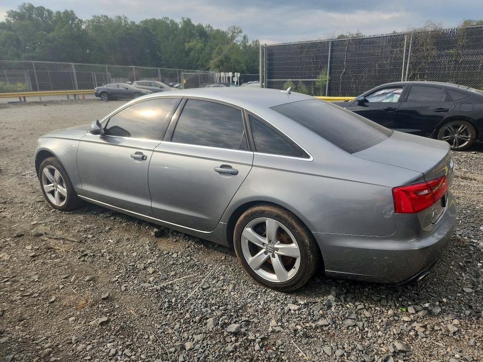 Zdjęcie 2 z aukcji – 2012 AUDI A6 z VIN WAUGGAFC2CN172553