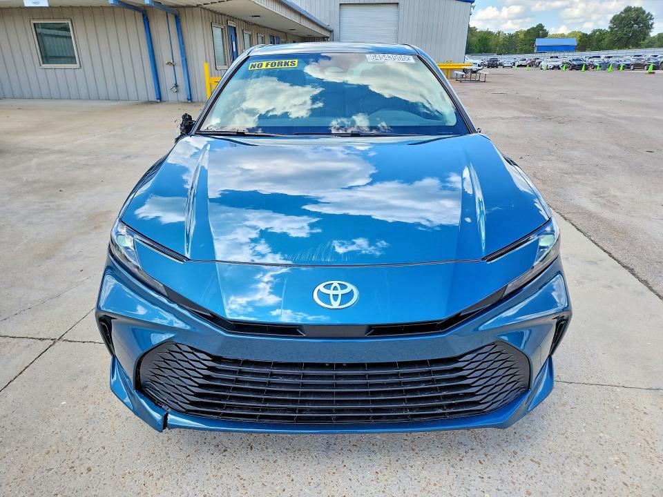 Photo 5 from auction – 2026 TOYOTA CAMRY with VIN 4T1DAACK1TU674541