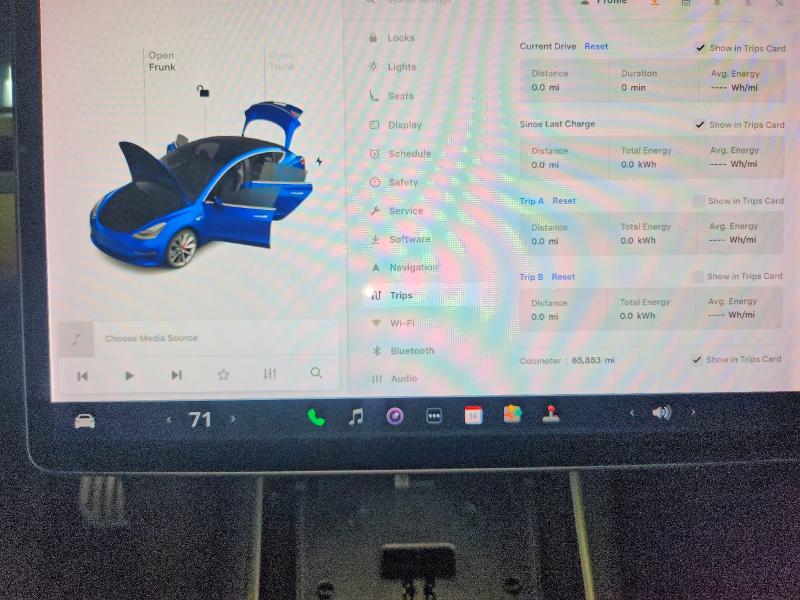 Foto 9 de la subasta – 2018 TESLA MODEL 3 con VIN 5YJ3E1EB9JF083929