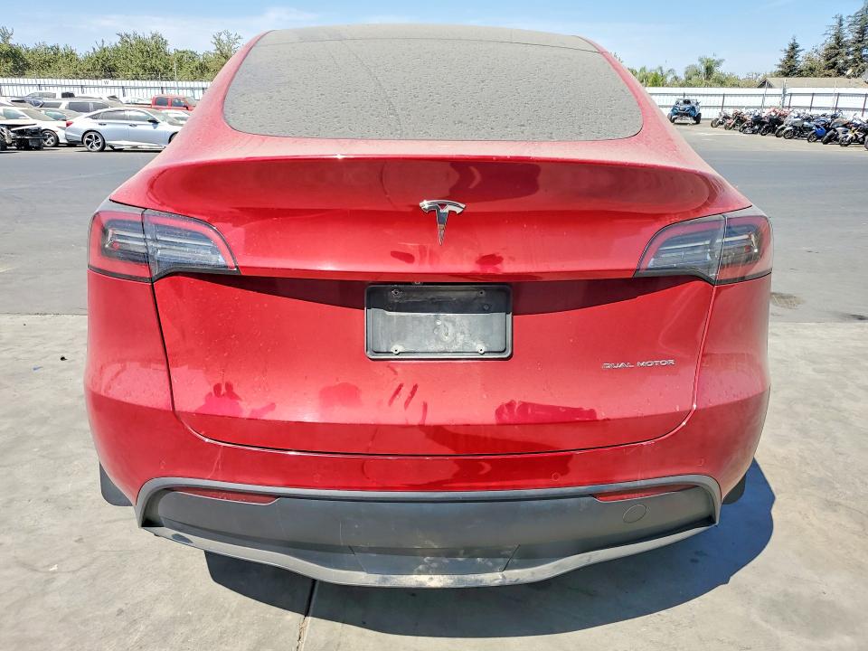 Photo 6 from auction – 2021 TESLA MODEL Y with VIN 5YJYGDEE5MF298000