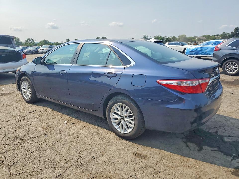 Photo 2 from auction – 2016 TOYOTA CAMRY with VIN 4T4BF1FK2GR571810