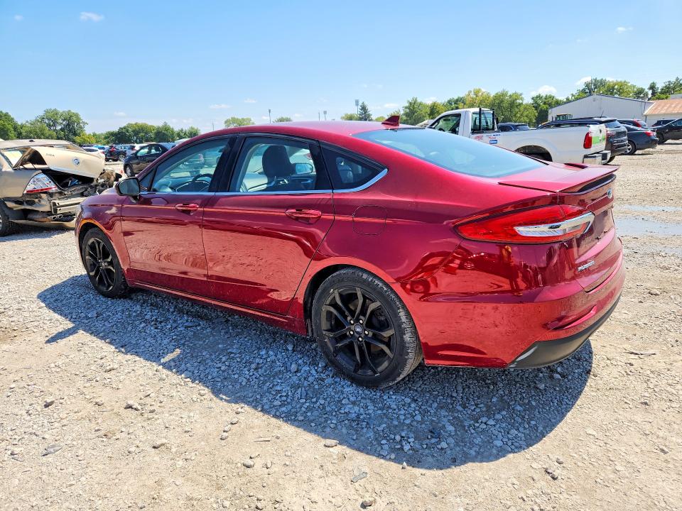 Photo 2 from auction – 2019 FORD FUSION with VIN 3FA6P0HD3KR130330