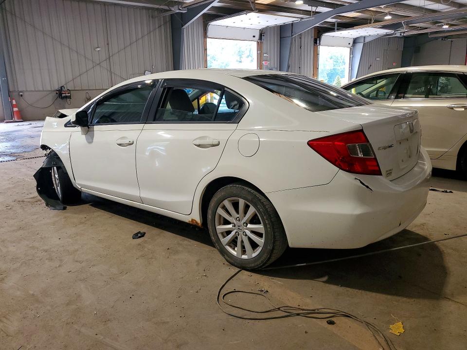 Photo 2 from auction – 2012 HONDA CIVIC with VIN 19XFB2F83CE312466