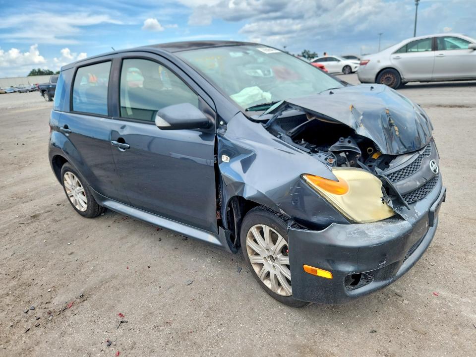 Photo 4 from auction – 2006 SCION XA with VIN JTKKT624960152377