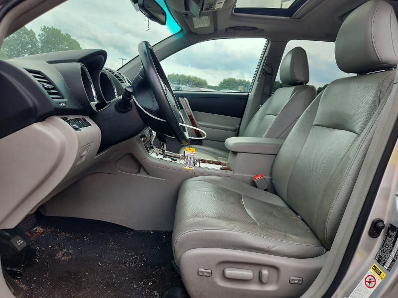 Photo 7 from auction – 2011 TOYOTA HIGHLANDER with VIN 5TDDK3EH7BS065911