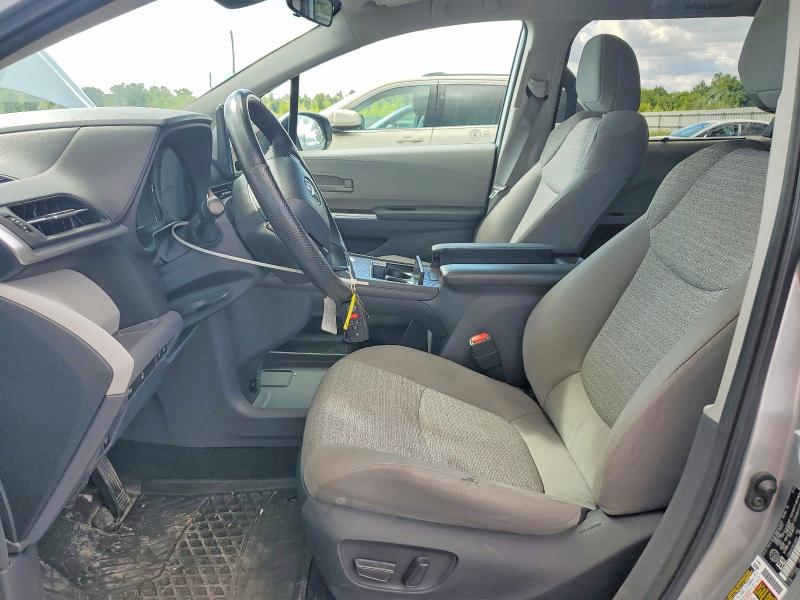Photo 7 from auction – 2022 TOYOTA SIENNA with VIN 5TDGRKEC2NS126884