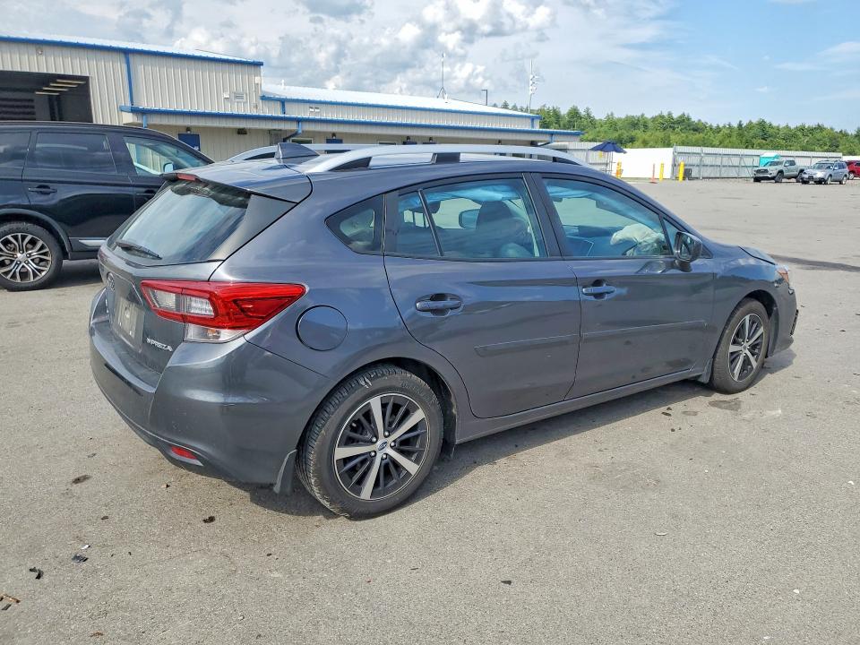 Photo 3 from auction – 2022 SUBARU IMPREZA with VIN 4S3GTAD60N3708572