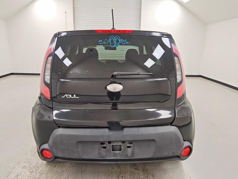 Photo 6 from auction – 2014 KIA SOUL with VIN KNDJN2A25E7009664