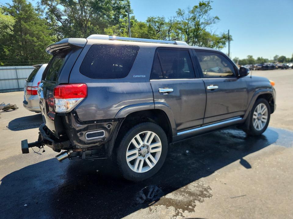 Photo 3 from auction – 2012 TOYOTA 4RUNNER with VIN JTEBU5JR8C5106447