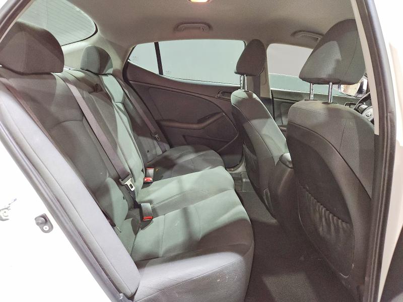 Photo 10 from auction – 2015 KIA OPTIMA with VIN KNAGM4A73F5636491