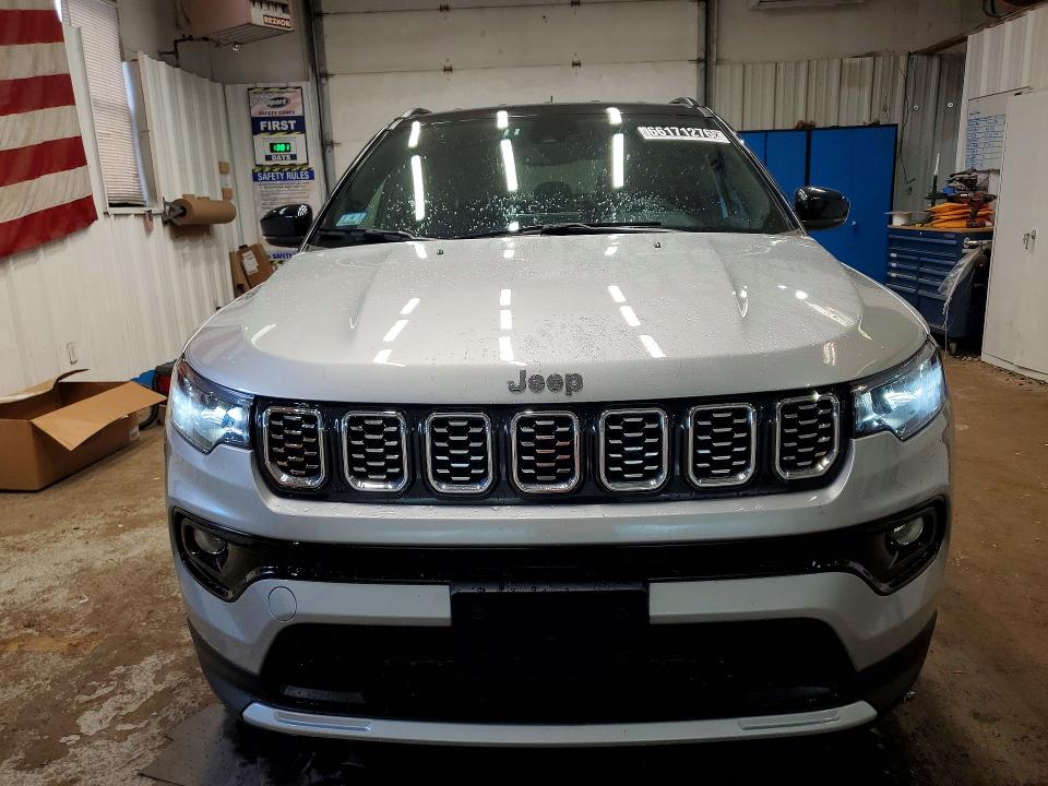 Photo 5 from auction – 2025 JEEP COMPASS with VIN 3C4NJDCNXST580638