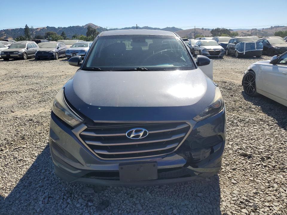 Photo 5 from auction – 2016 HYUNDAI TUCSON with VIN KM8J23A46GU209890