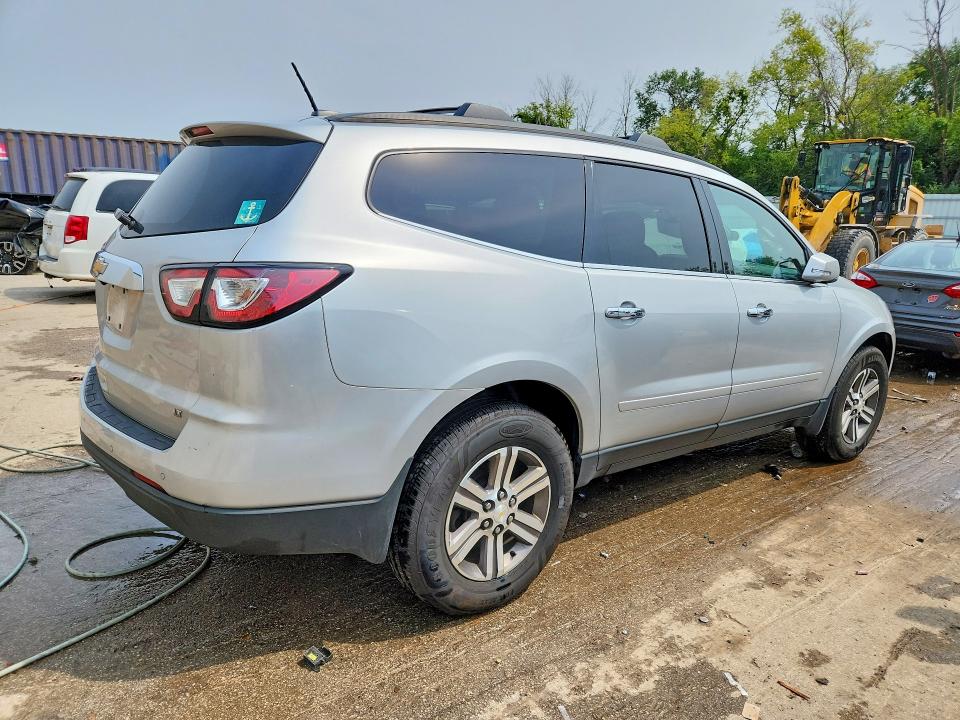 Photo 3 from auction – 2017 CHEVROLET TRAVERSE with VIN 1GNKVHKD8HJ345749