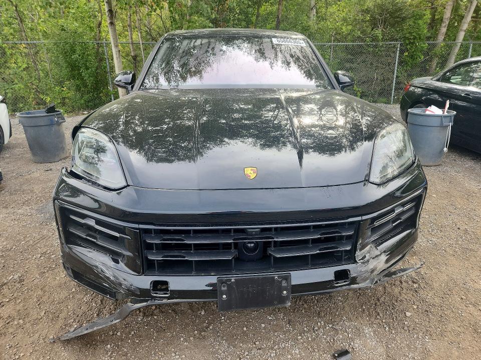 Photo 5 from auction – 2024 PORSCHE CAYENNE with VIN WP1AL2AY2RDA33629