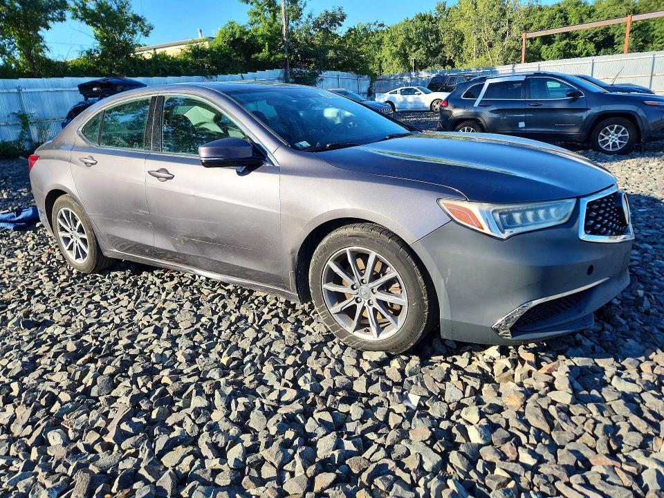 Photo 4 from auction – 2019 ACURA TLX with VIN 19UUB1F34KA007793