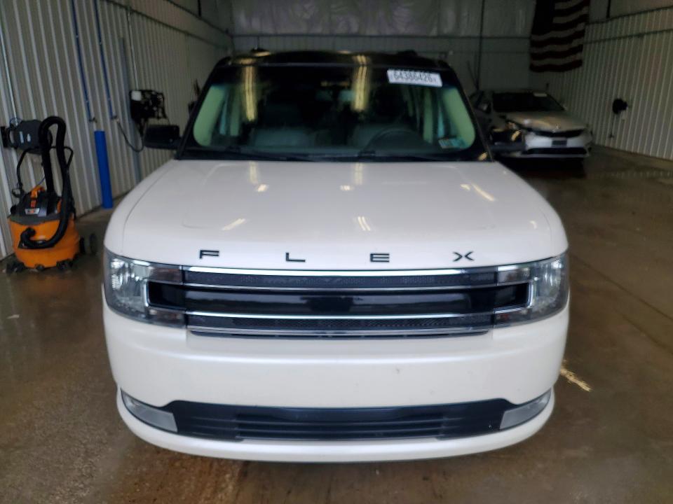 Photo 5 from auction – 2019 FORD FLEX with VIN 2FMHK6C85KBA17973