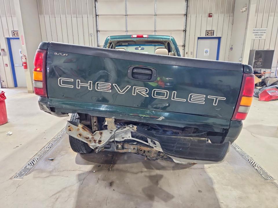 Photo 6 from auction – 2001 CHEVROLET SILVERADO with VIN 1GCHK24G41E252340