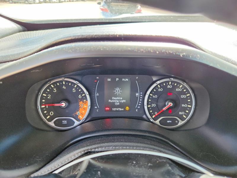 Photo 9 from auction – 2018 JEEP RENEGADE with VIN ZACCJABB5JPH01904
