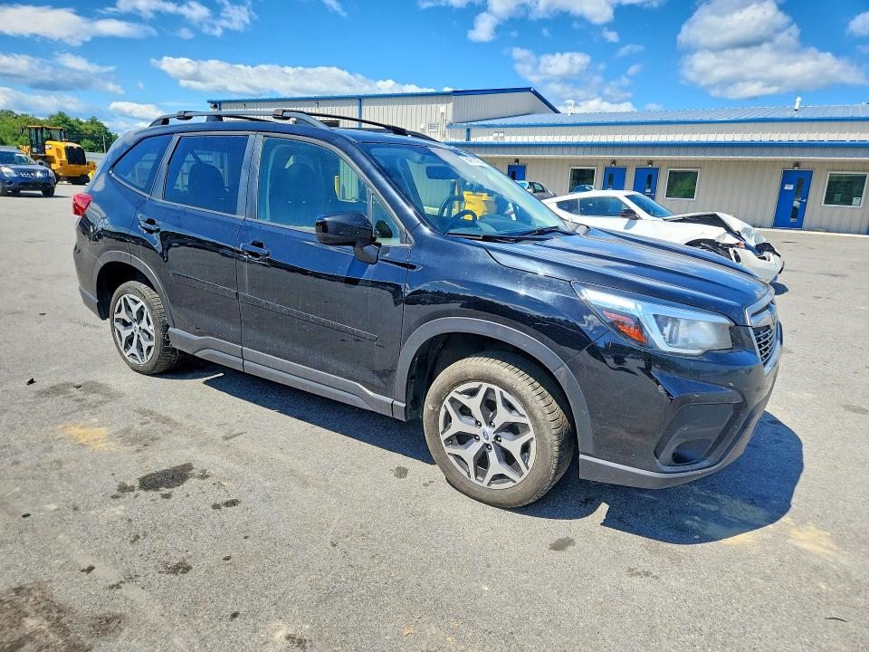 Photo 4 from auction – 2019 SUBARU FORESTER with VIN JF2SKAGC4KH413201