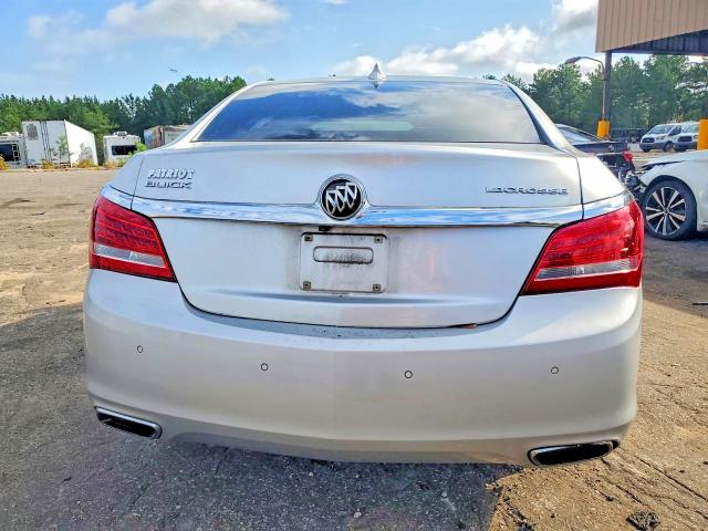 Photo 6 from auction – 2016 BUICK LACROSSE with VIN 1G4GD5G30GF160267