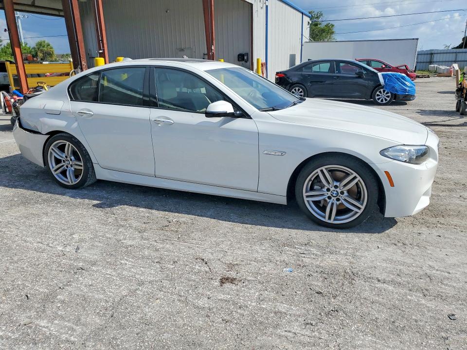 Photo 4 from auction – 2016 BMW 550 with VIN WBAKN9C57GD962687