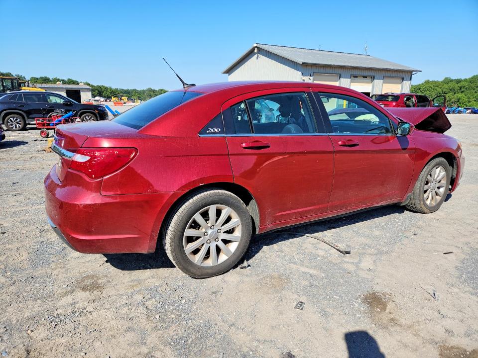 Photo 3 from auction – 2014 CHRYSLER 200 with VIN 1C3CCBBB1EN150440