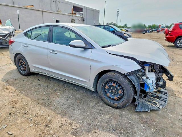 Photo 4 from auction – 2019 HYUNDAI ELANTRA with VIN 5NPD74LF1KH432459