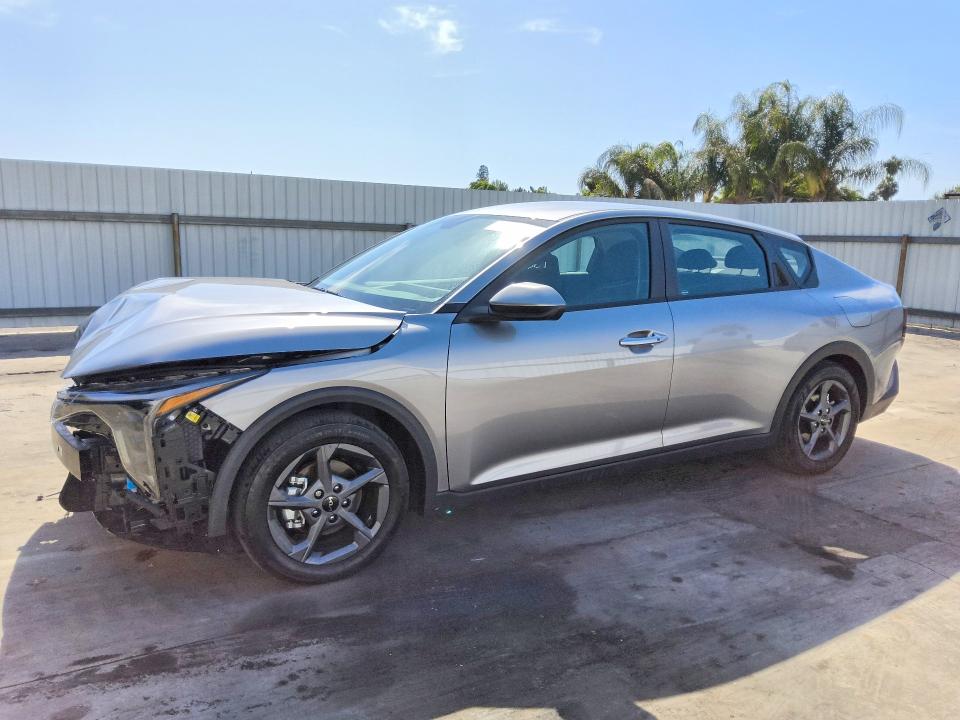 KIA K4 2026 with VIN 3KPFT4DE6TE278461 - Photo from auction