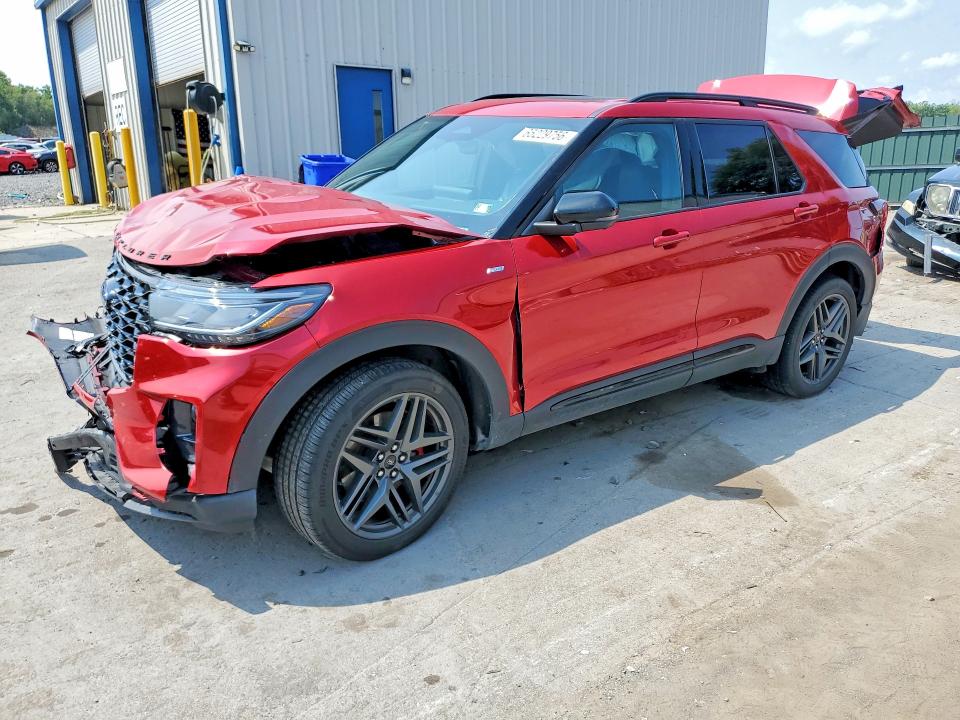 FORD EXPLORER 2025 مع رقم تعريف المركبة 1FMUK8KH7SGA82943 - صورة من المزاد