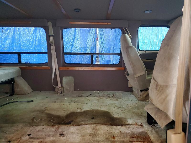 Photo 11 from auction – 1999 DODGE RAM VAN with VIN 2B6HB11YXXK550293
