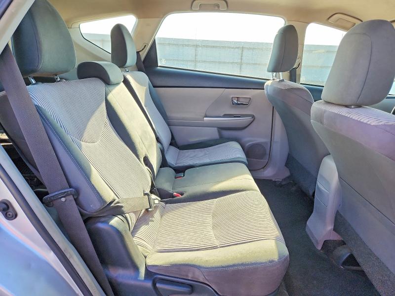 Photo 10 from auction – 2015 TOYOTA PRIUS V with VIN JTDZN3EU5FJ039076