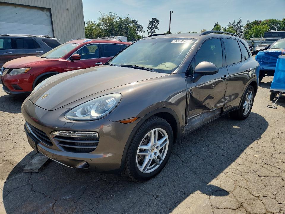 PORSCHE CAYENNE 2011 with VIN WP1AA2A29BLA09325 - Photo from auction