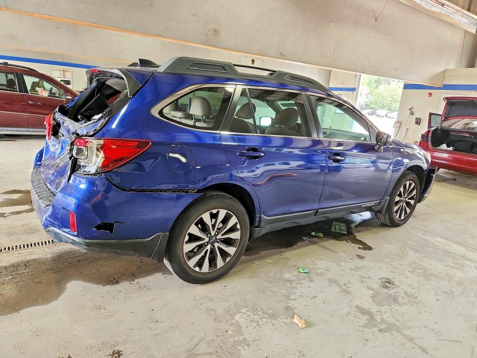 Photo 3 from auction – 2016 SUBARU OUTBACK with VIN 4S4BSBNC4G3296582