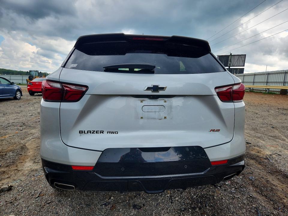 Photo 6 from auction – 2019 CHEVROLET BLAZER with VIN 3GNKBJRSXKS691828