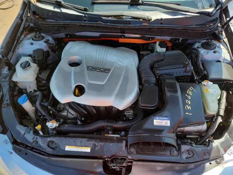 Photo 11 from auction – 2012 HYUNDAI SONATA with VIN KMHEC4A40CA045732
