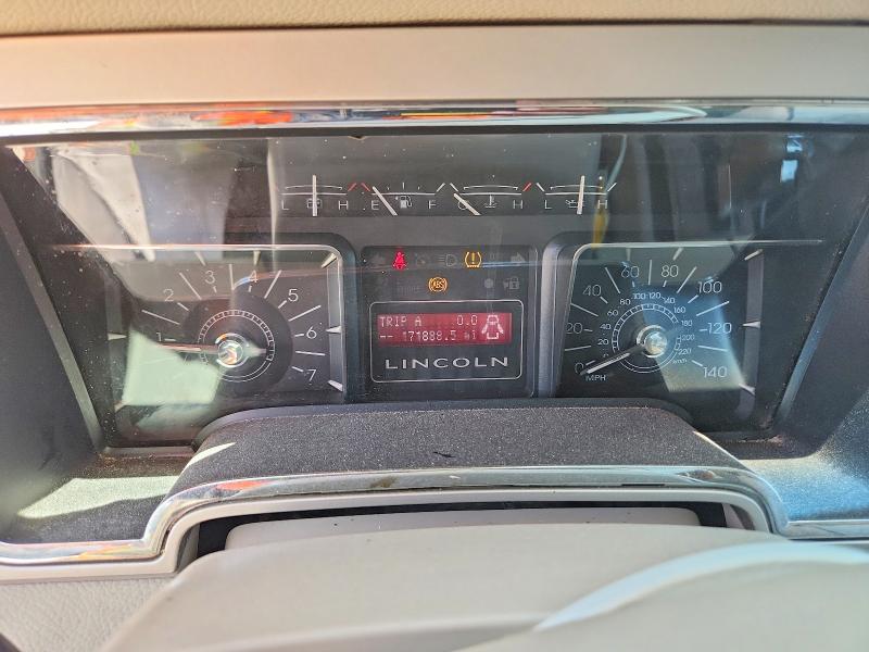Photo 9 from auction – 2007 LINCOLN NAVIGATOR with VIN 5LMFL27577LJ22984